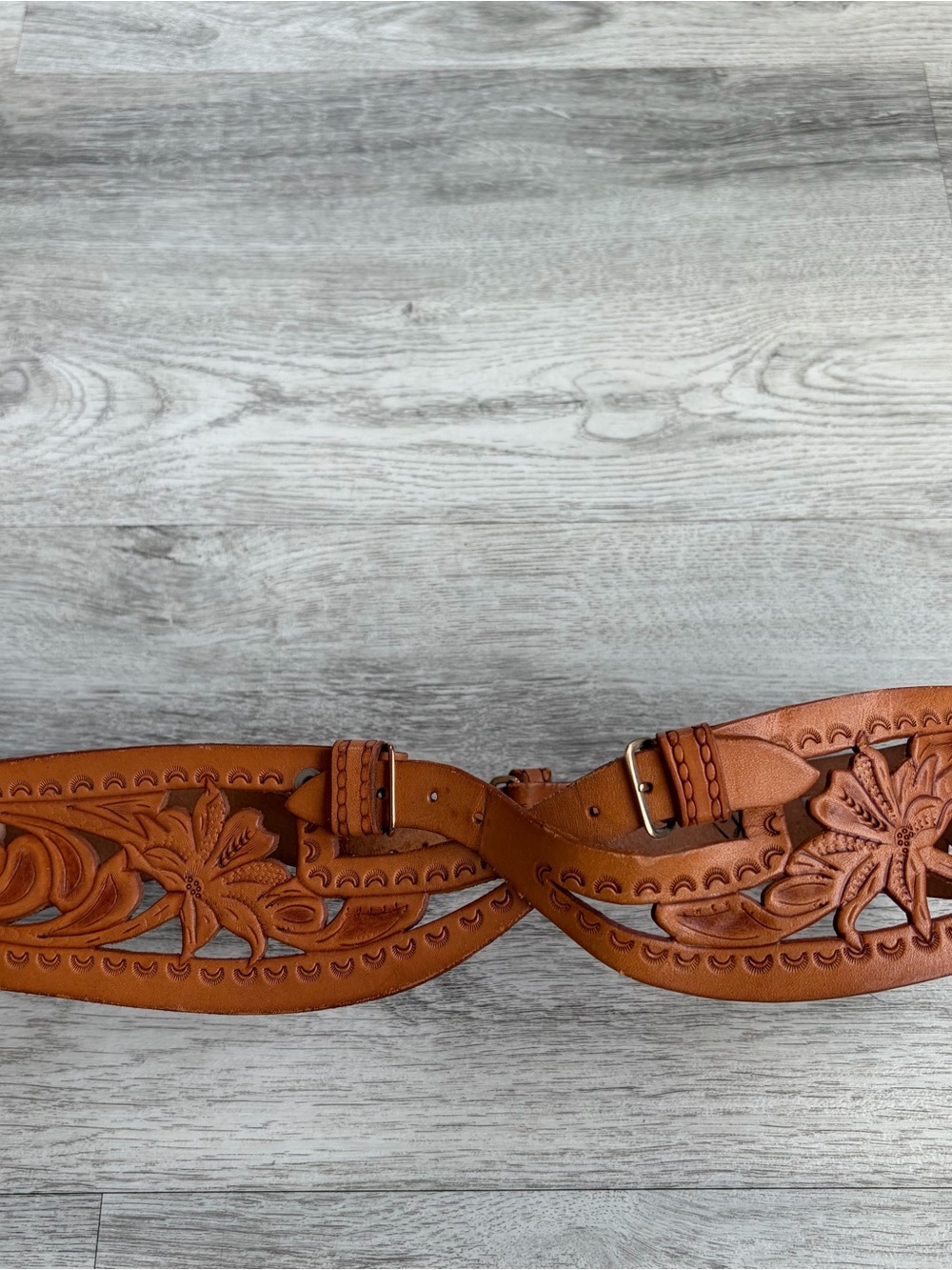 hand tool handmade leather floral embossed waist belt women’s 25” Waist Or Less